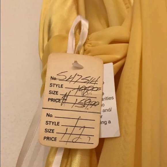 Prom dress - Picture 6 of 7